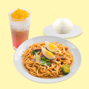 Pancit Canton with Iced Sago't Gulaman  & 1pc Puto
