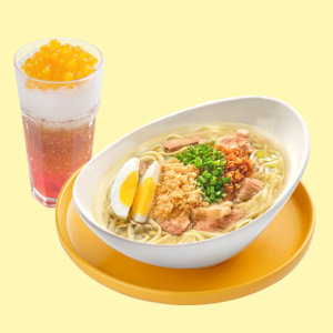 La Paz Batchoy with Iced Sago't Gulaman